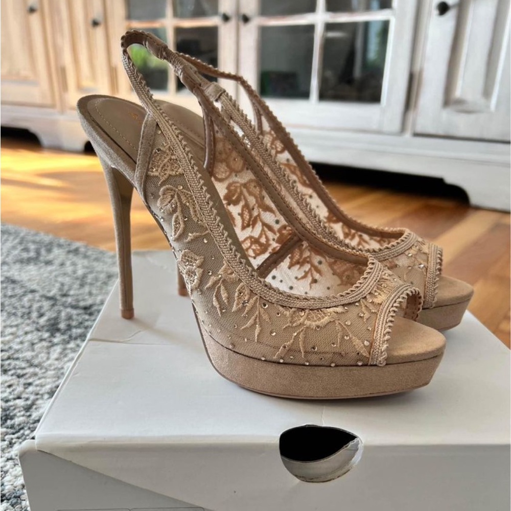 ALDO Drerradia nude heels size 7.5